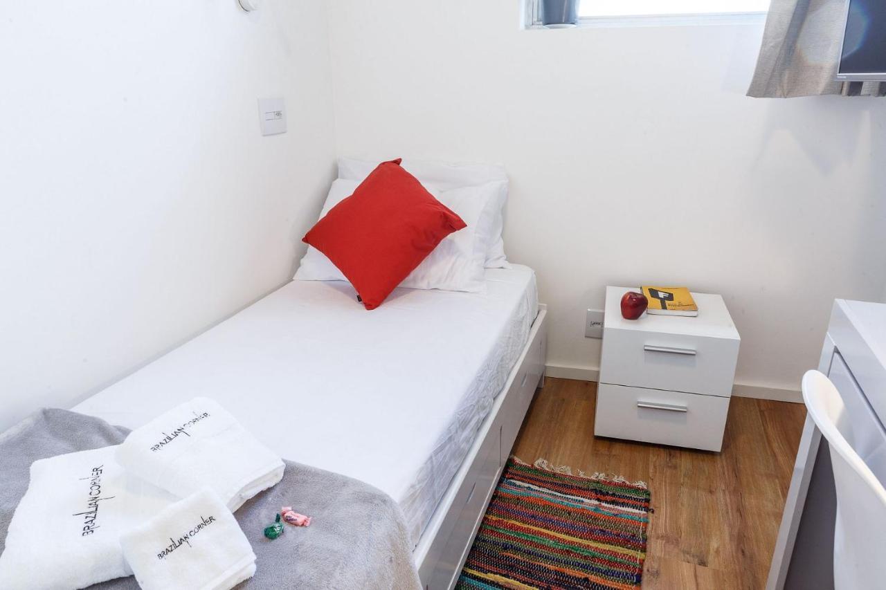 Apartamento Lindo, Com Quintal, Na Praça Pôr Do Sol